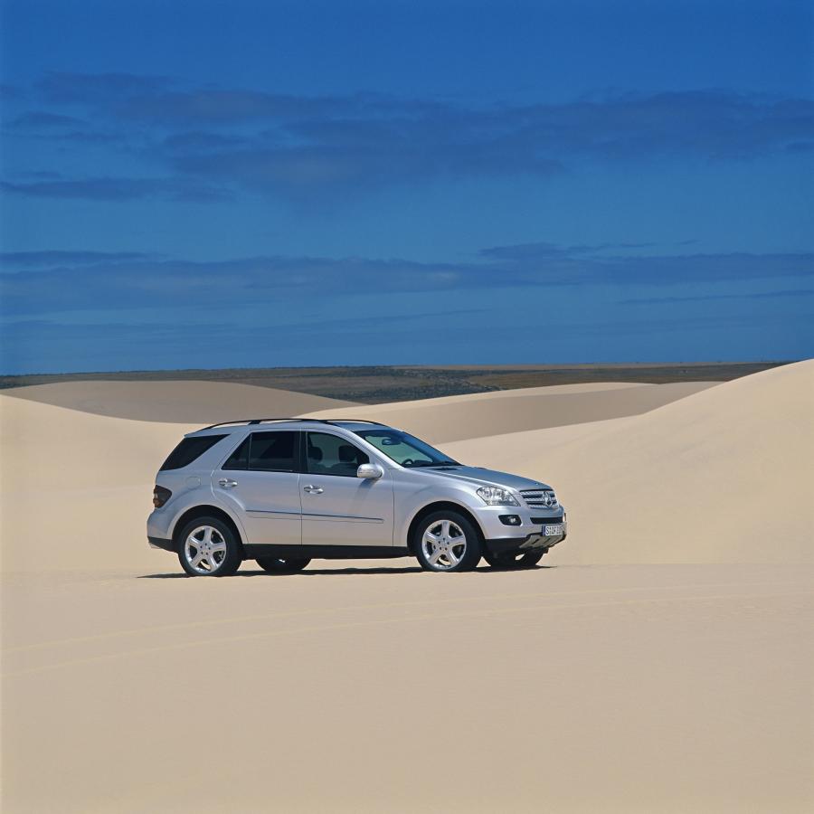  Mercedes-Benz ML-Class 2006 года  (фото 296 из 400)